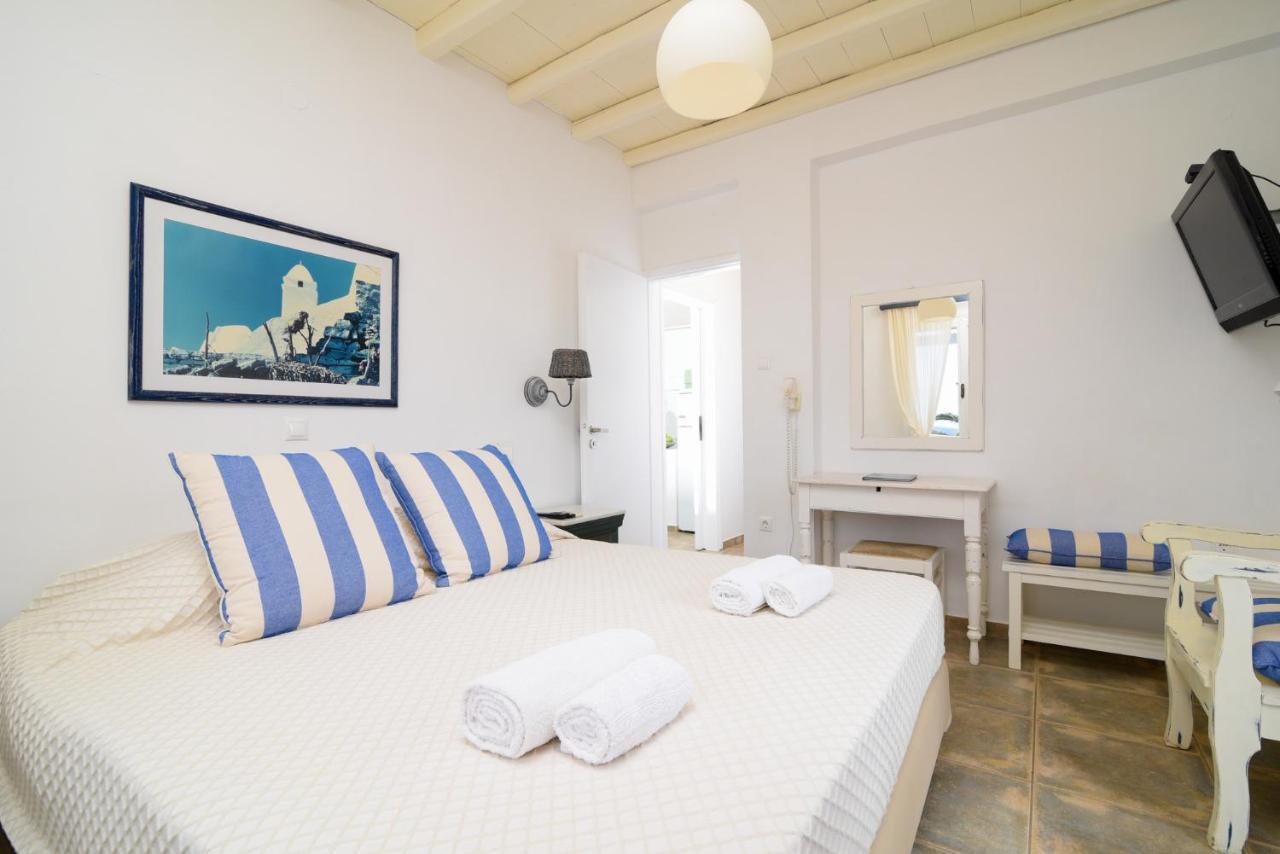 Golden Beach Studios & Suites Tinos Exterior photo